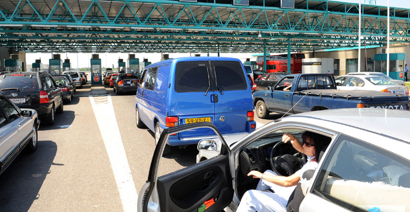 АМСС: Током викенда се очекује појачан саобраћај