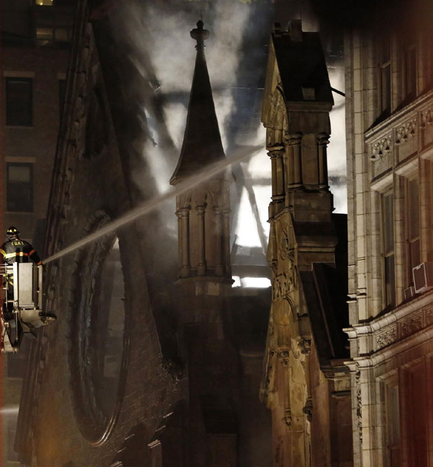 Ватра прогутала српски храм у Њујорку