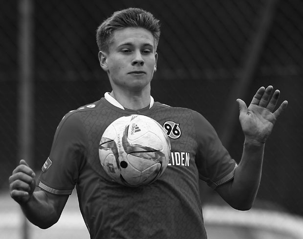 Млади нападач Хановера погинуо у саобраћајној несрећи