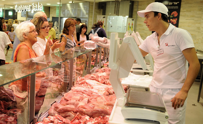 Месари најкраће чекају запослење