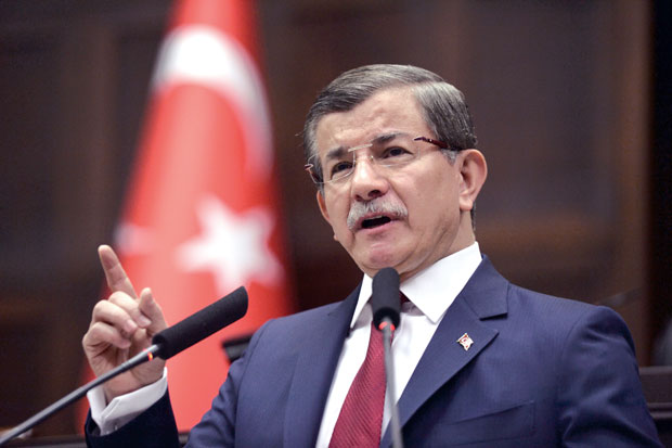 Давутоглу: Спремни смо да пошаљемо војску у Сирију ако буде требало