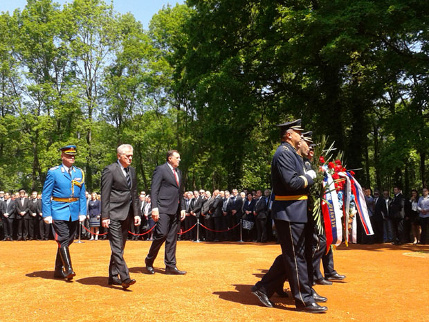 Николић: Од Хрватске тражимо да се одвоји од усташа