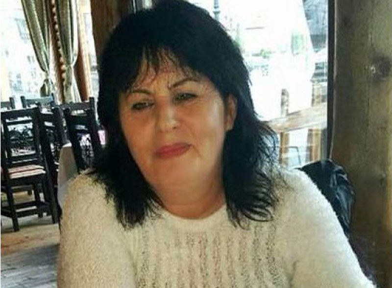 Мајке са троје и више деце без накнада због - изгубљених папира!