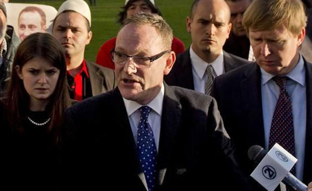 Шешељу пресуђује адвокат Харадинаја; Лидер СРС: Не занима ме шта Хаг планира!