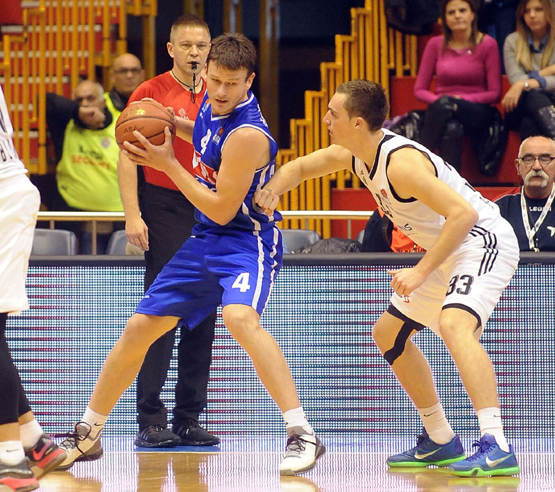 БАРАНИ ПРОЗИВАЛИ ШЕХОВИЋА: Да пошаљете Суада у Сирију са НАТО, пошаљите СМС на 666! 