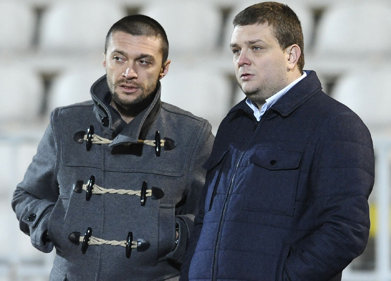 Двојици нападача на Вазуру притвор до 30 дана (ВИДЕО)