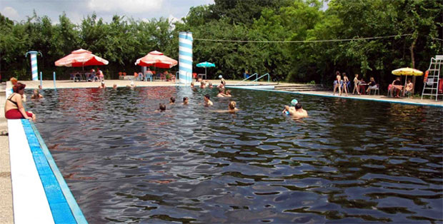 Почела реконструкција термалних базена