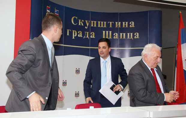 Лако променљива већина у Шапцу