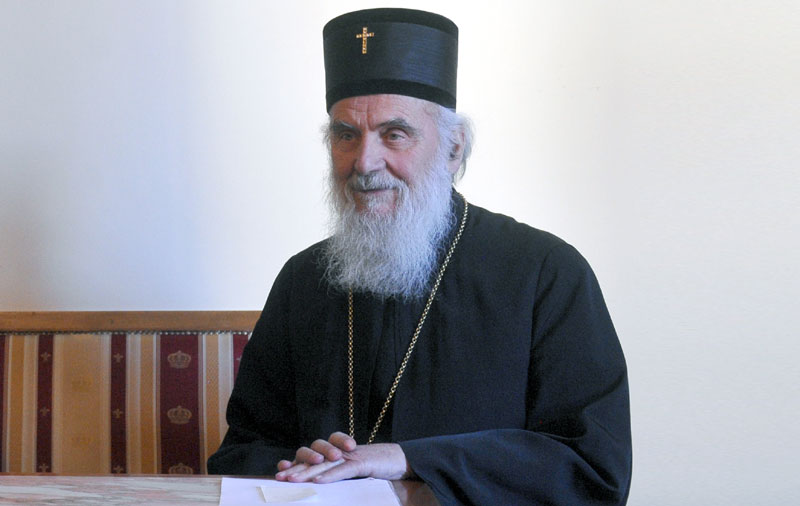 Патријарх Иринеј позвао политичаре у РС да одустану од окупљања