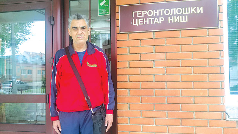 Саша срце може да напуни и код куће