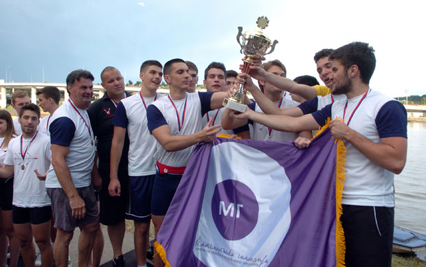 Математичарима пехар