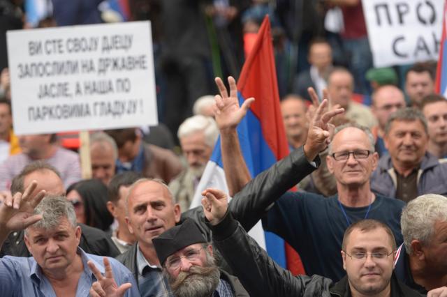 ЗАВРШЕНА ОБА СКУПА У БАЊАЛУЦИ: Окупљања протекла без инцидената