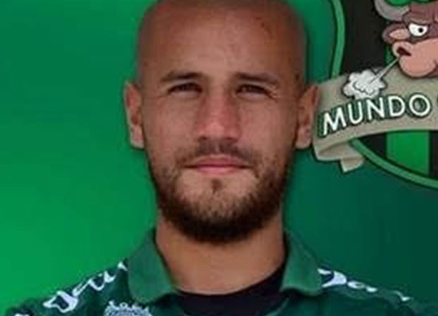 ТРАГЕДИЈА: Аргентински фудбалер убијен док је штитио сина