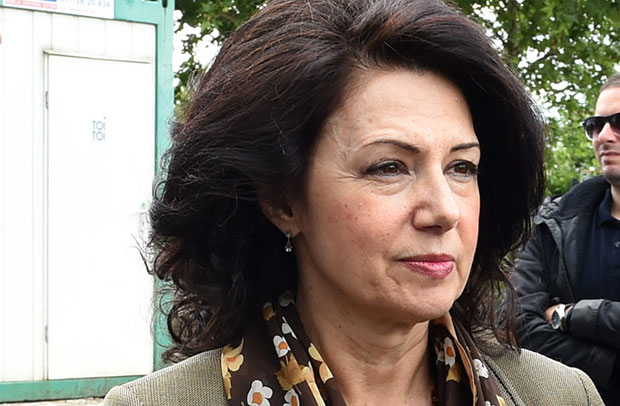 ШПИЈУНКА: Уџбеник на поклон