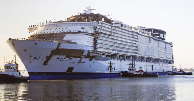 Као пет Титаника