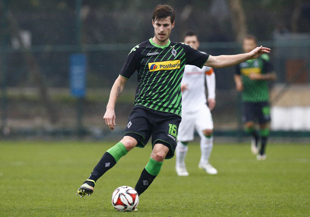 Вест Хем ангажовао некадашњег играча Арсенала