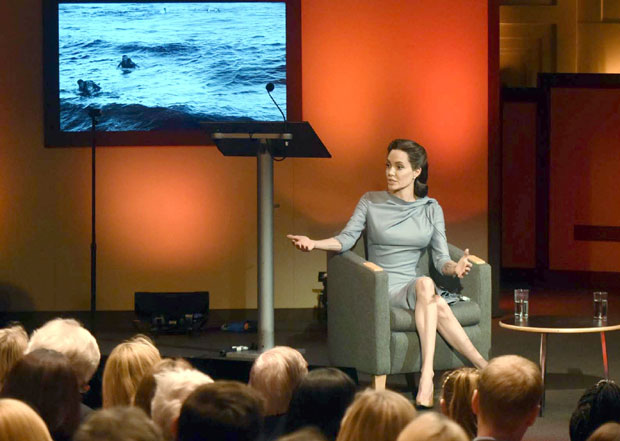 Анђелина Џоли обесхрабрена америчким одговором на мигрантску кризу