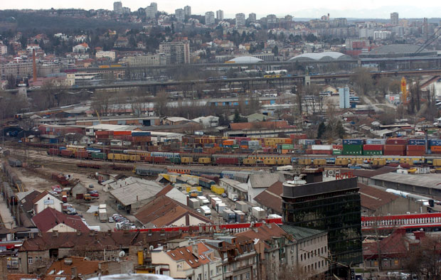 Пописују објекте у савском приобаљу