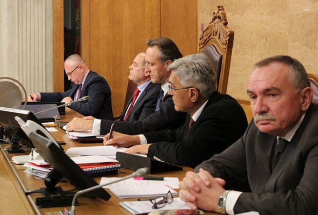 Црна Гора добила нову владу: Разрешен Ранко Кривокапић, опозиција са Милом