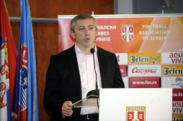 Са Кокезом стижу нови људи у ФСС