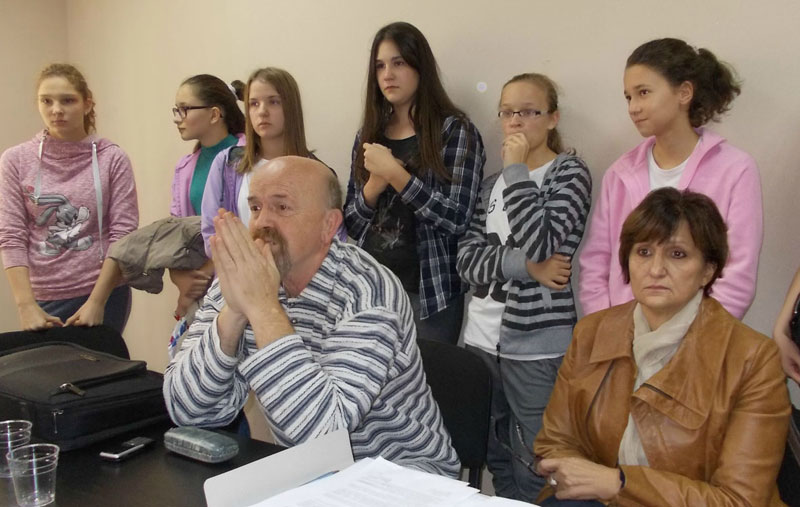 Учитељ добио отказ