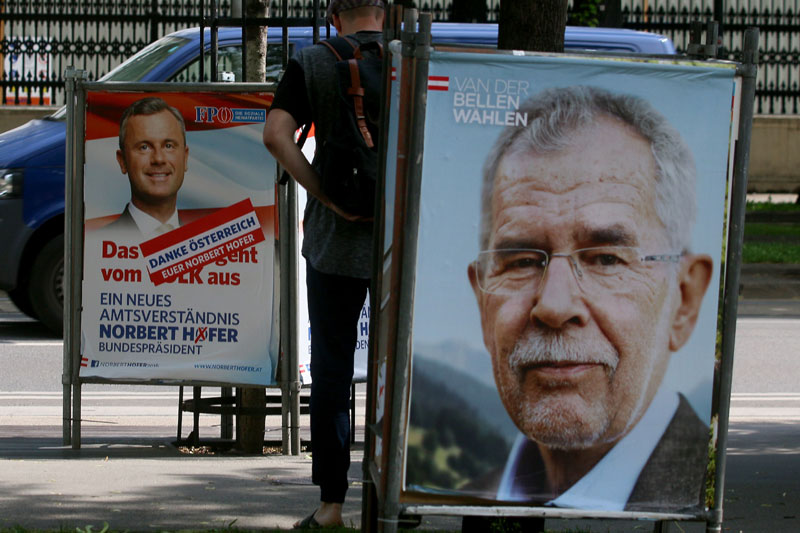 ИЗБОРИ У АУСТРИЈИ: Александер ван дер Белен убедљиво води
