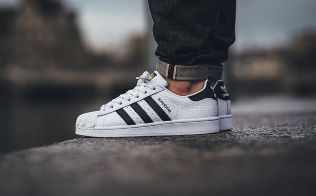 Адидас од 2017. продаје патике у производњи робота