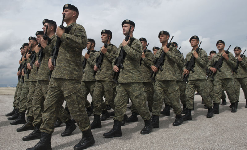 Албанцима НАТО кроји војску