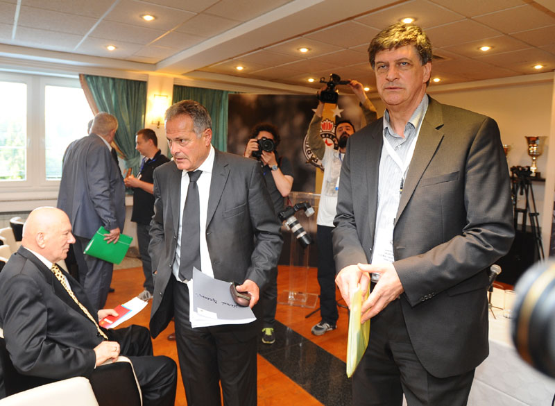 Зечевић и Бјековић: Срамота за Партизан 