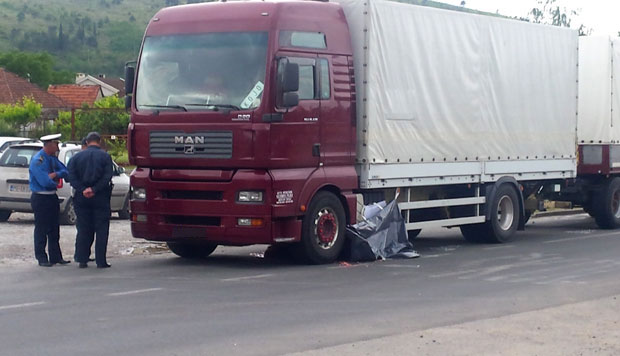 Подгорица: Девојчица нaстрадала на путу ка школи