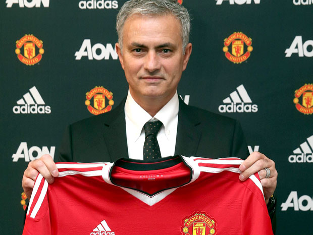 Мурињове три године коштају 60 милиона