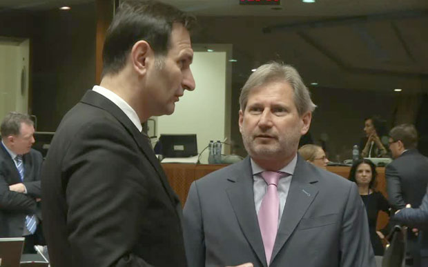 Три поглавља крајем јуна