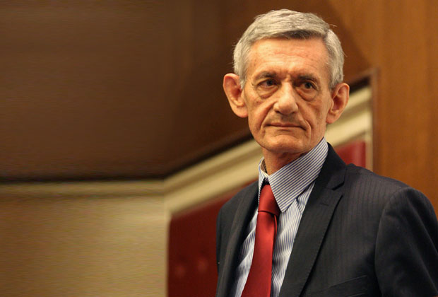 Генерал Радиновић: Смирите страсти 