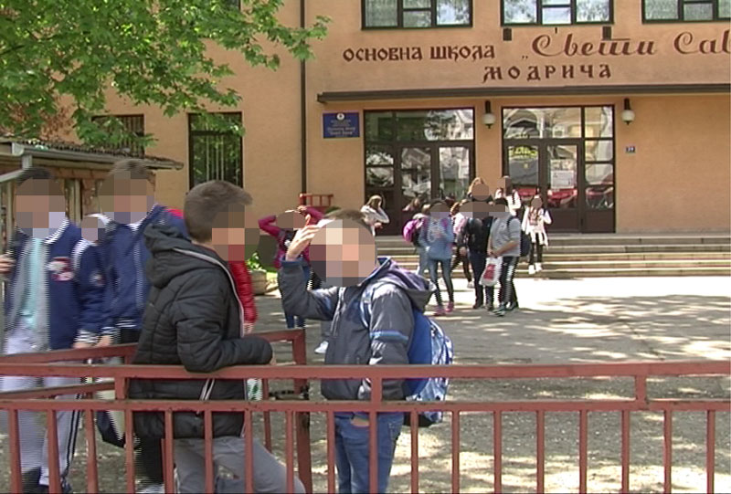 У разреду један ђак