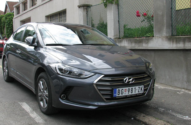 Хјундаи елантра 1,6 ЦРДи: Елегантна и економична