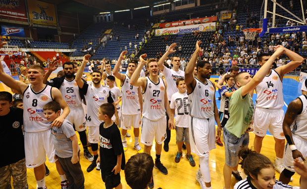 Величковић одвео Партизан у финале: Са Звездом за титулу
