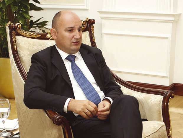 Саслушан и Александар Џомбић око Бобар банке