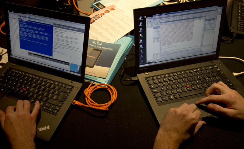 Египат: Притворено 12 званичника пошто су на Фејсбуку објављени завршни тестови