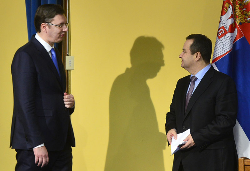 Позив у Владу само за СПС?