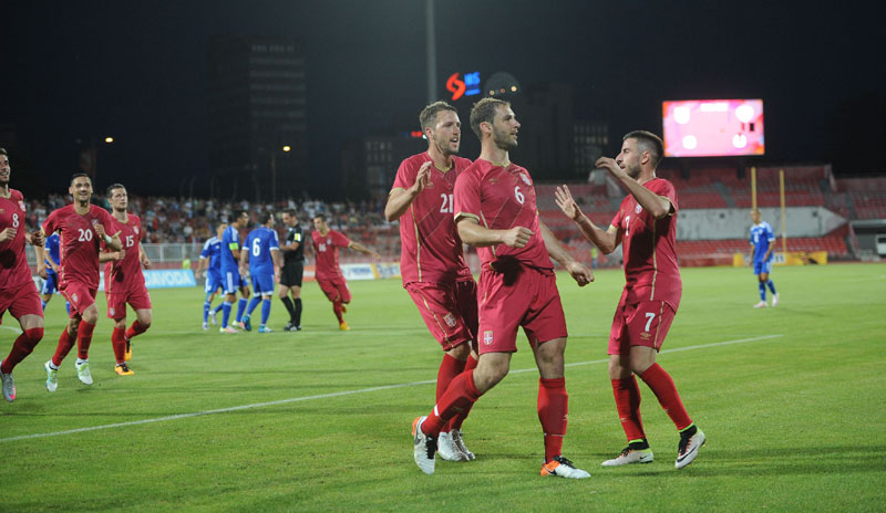 Србија ће на старту квалификација имати уигран тим: Брани Стојковић, напада Митровић