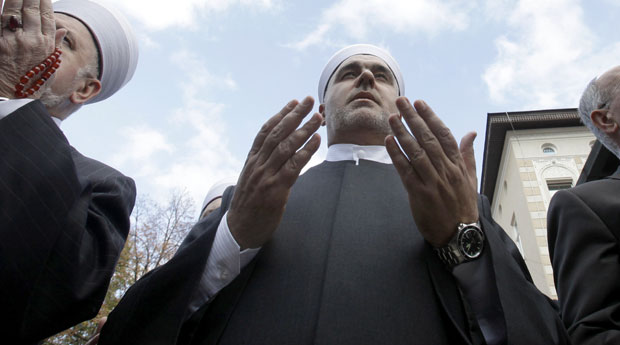 Поглавар БиХ: Нема помирења док се не призна геноцид у Сребреници