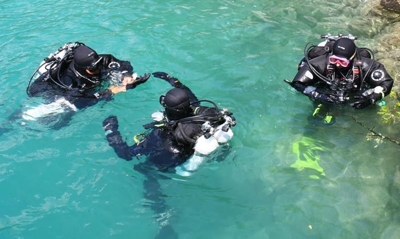 Плужине: Голфом слетео у Пивско језеро