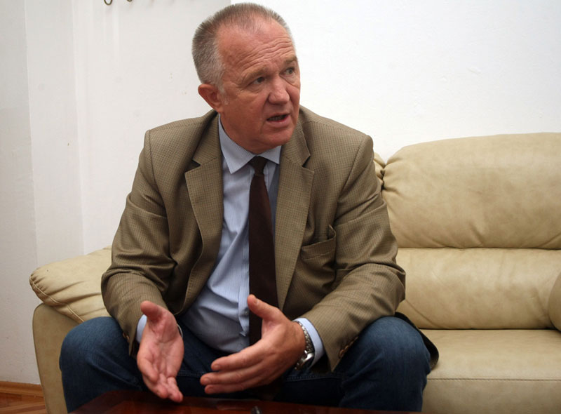 Чавић: Стаћемо лоповима на пут!