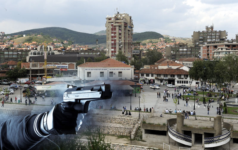 Нови Пазар: Младић погођен из ватреног оружја, потера за нападачем
