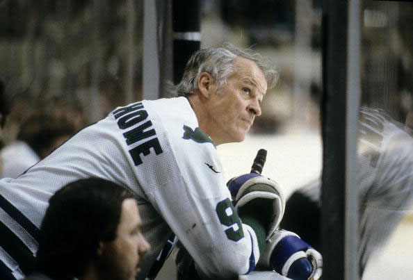 Преминуо је Господин хокеј