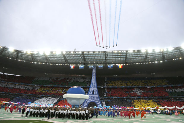 ФОТО: Дејвид Гета загрејао масу на отварању ЕП 2016.