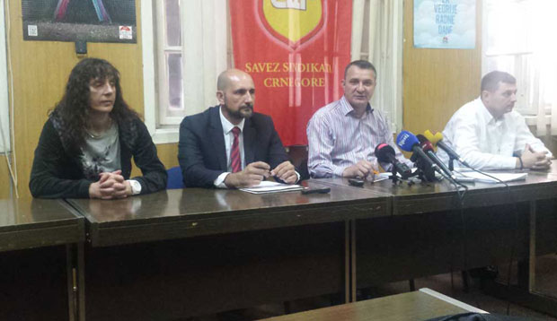И чувари у протесту
