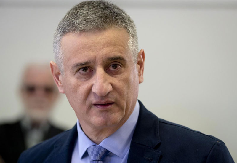 Оставка Карамарка у Сабору
