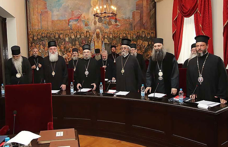 Српска црква се не сврстава
