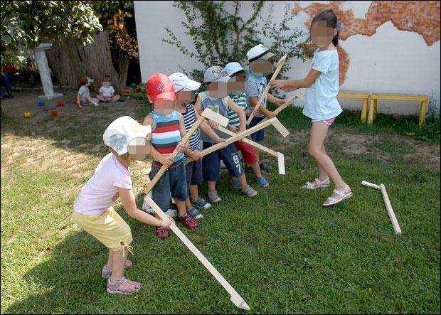 Дотирају имућне, сиромашни чекају